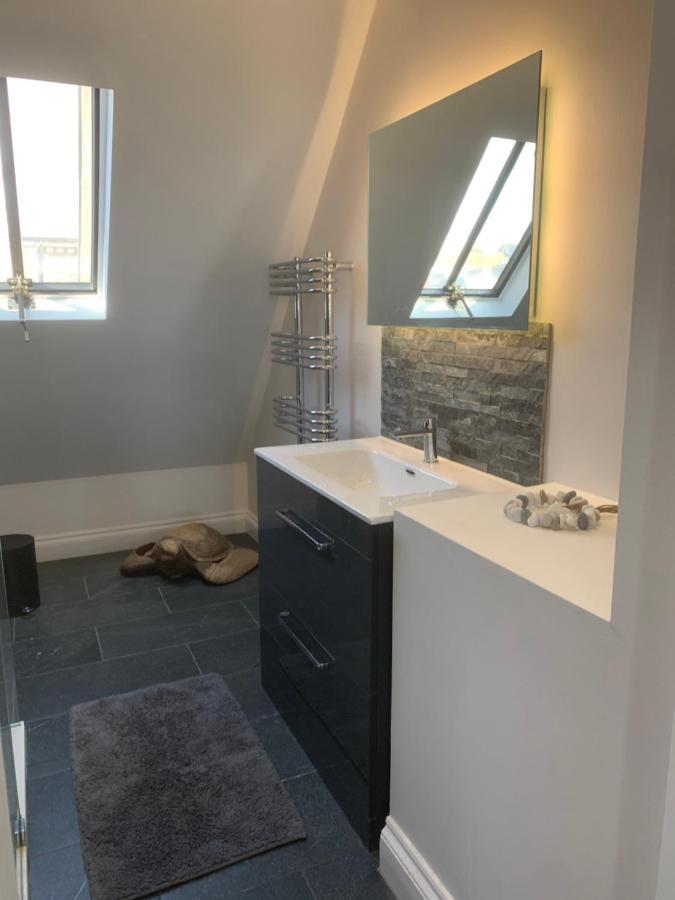 Penthouse Suite, Sea View, Close To Shops, Beach And Train St Leonards-on-Sea מראה חיצוני תמונה