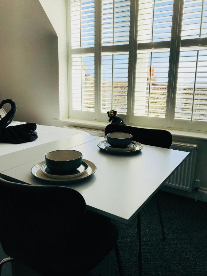 Penthouse Suite, Sea View, Close To Shops, Beach And Train St Leonards-on-Sea מראה חיצוני תמונה