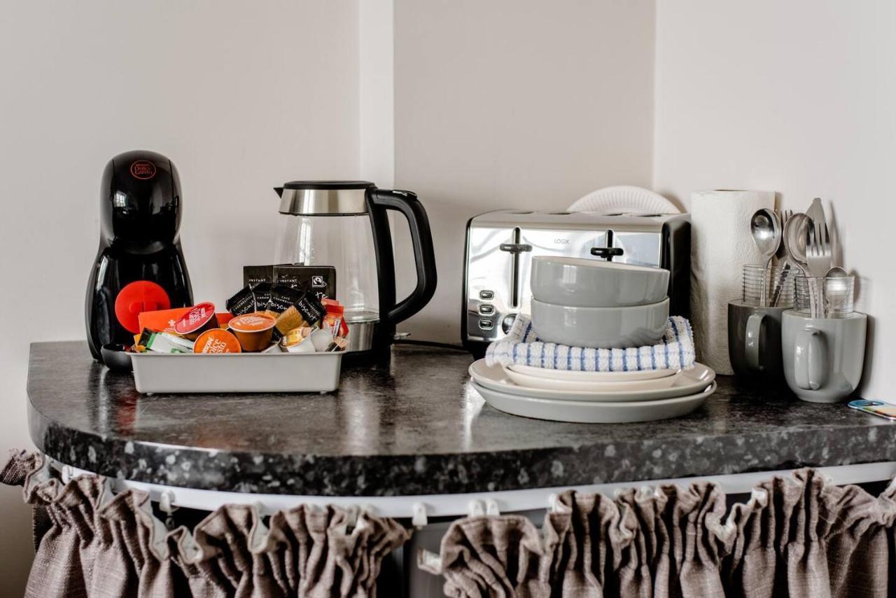 Penthouse Suite, Sea View, Close To Shops, Beach And Train St Leonards-on-Sea מראה חיצוני תמונה
