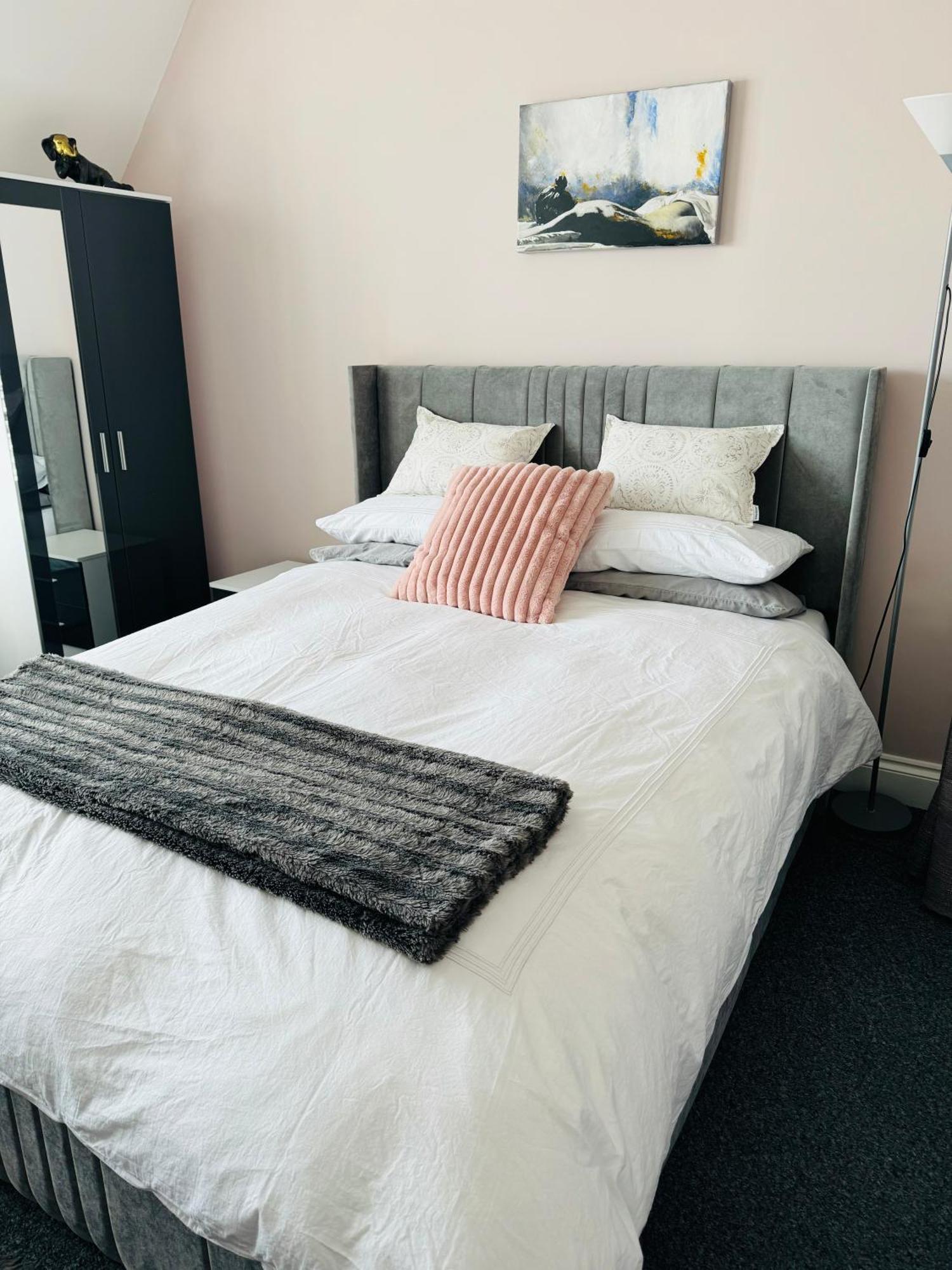 Penthouse Suite, Sea View, Close To Shops, Beach And Train St Leonards-on-Sea מראה חיצוני תמונה